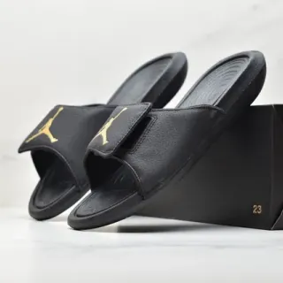 Air Jordan Hydro 1 黑金拖鞋