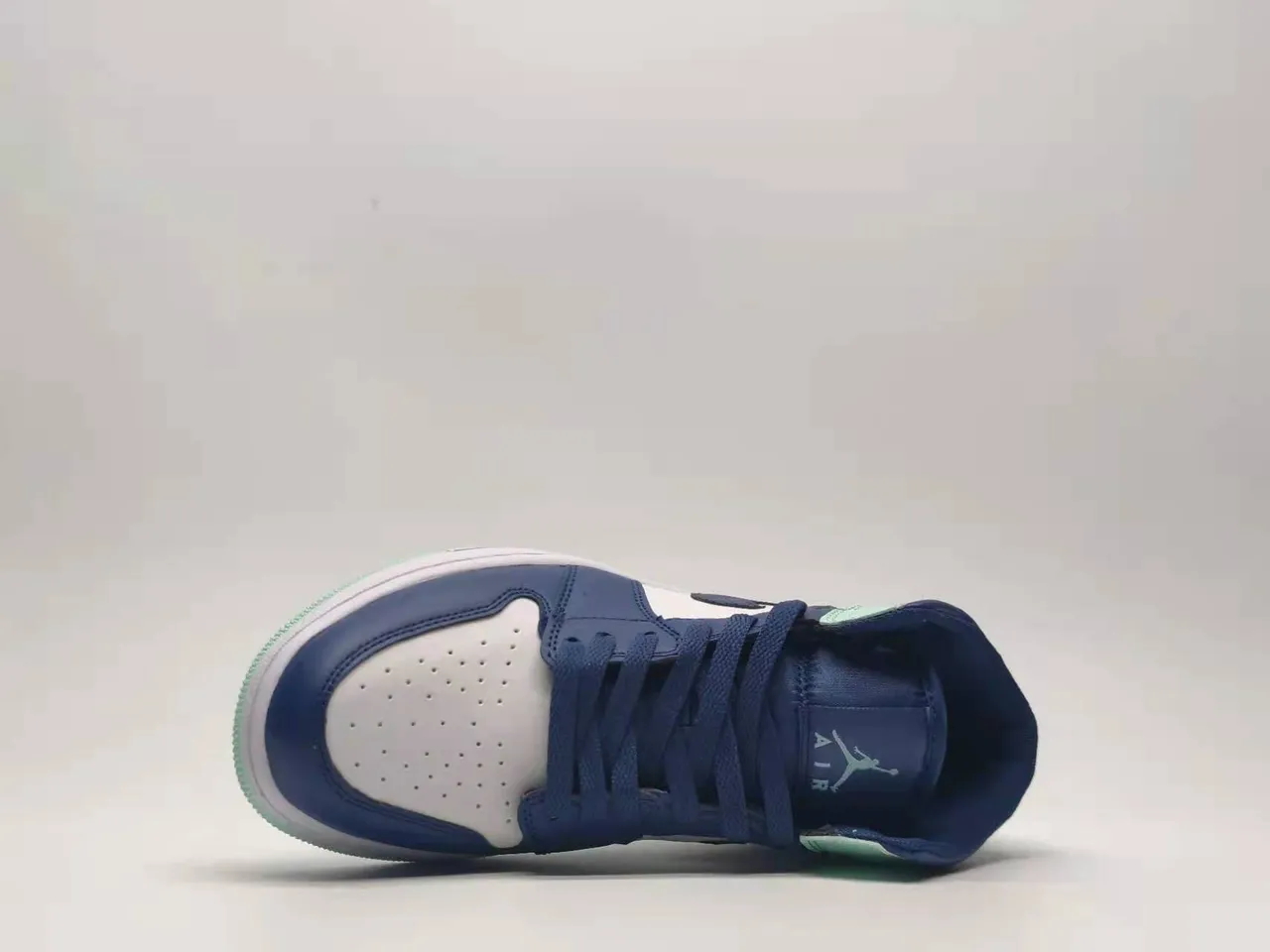 Air Jordan Chaussures de Basket Navy Green Hautes en Cuir et Recouvrement Synthétique 5