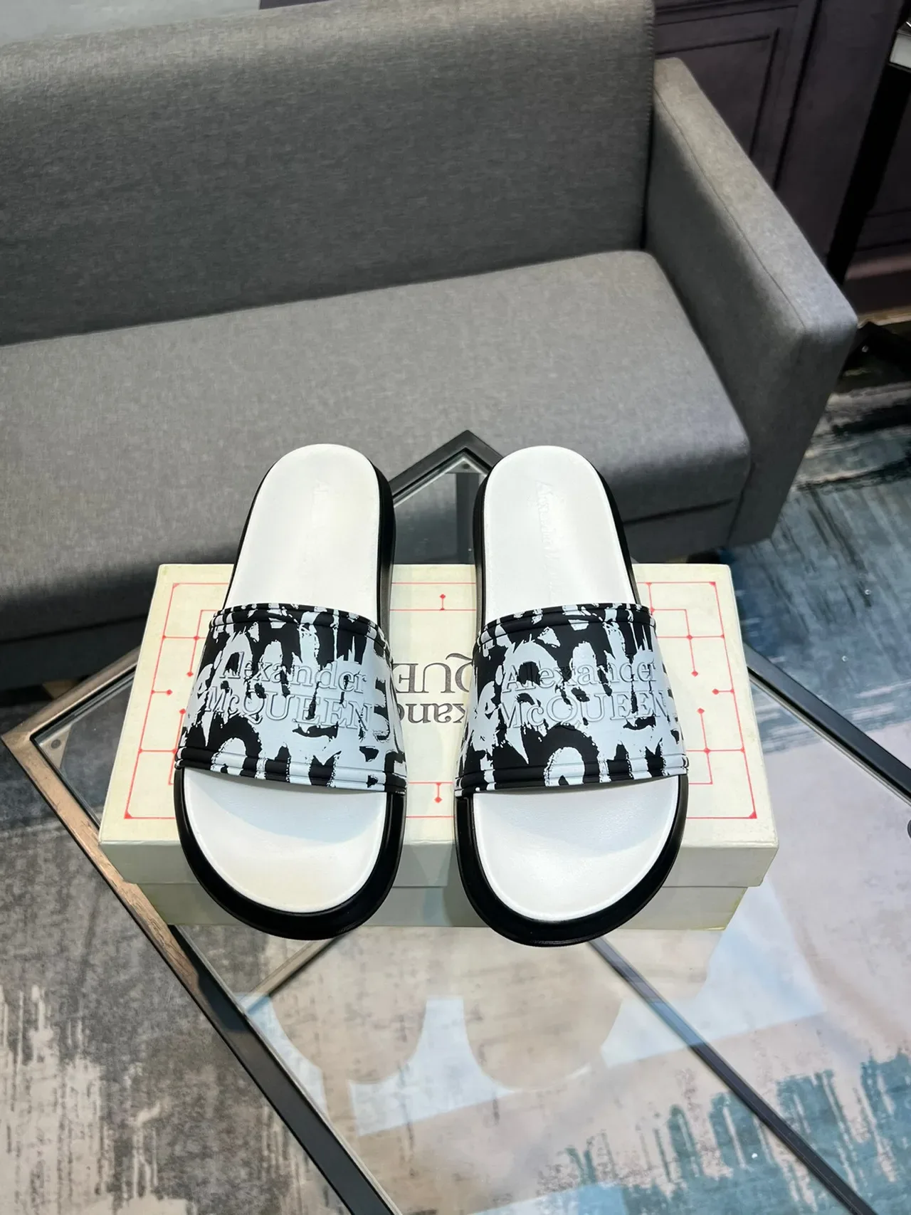 Alexander McQueen Graphic Print Platform Slide Slippers 2