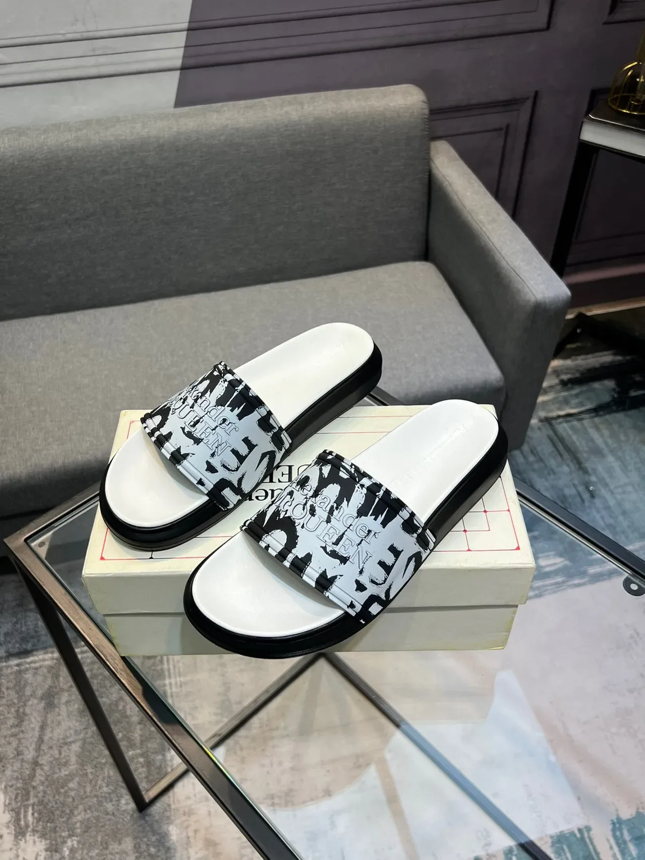 Alexander McQueen Graphic Print Platform Slide Slippers 3