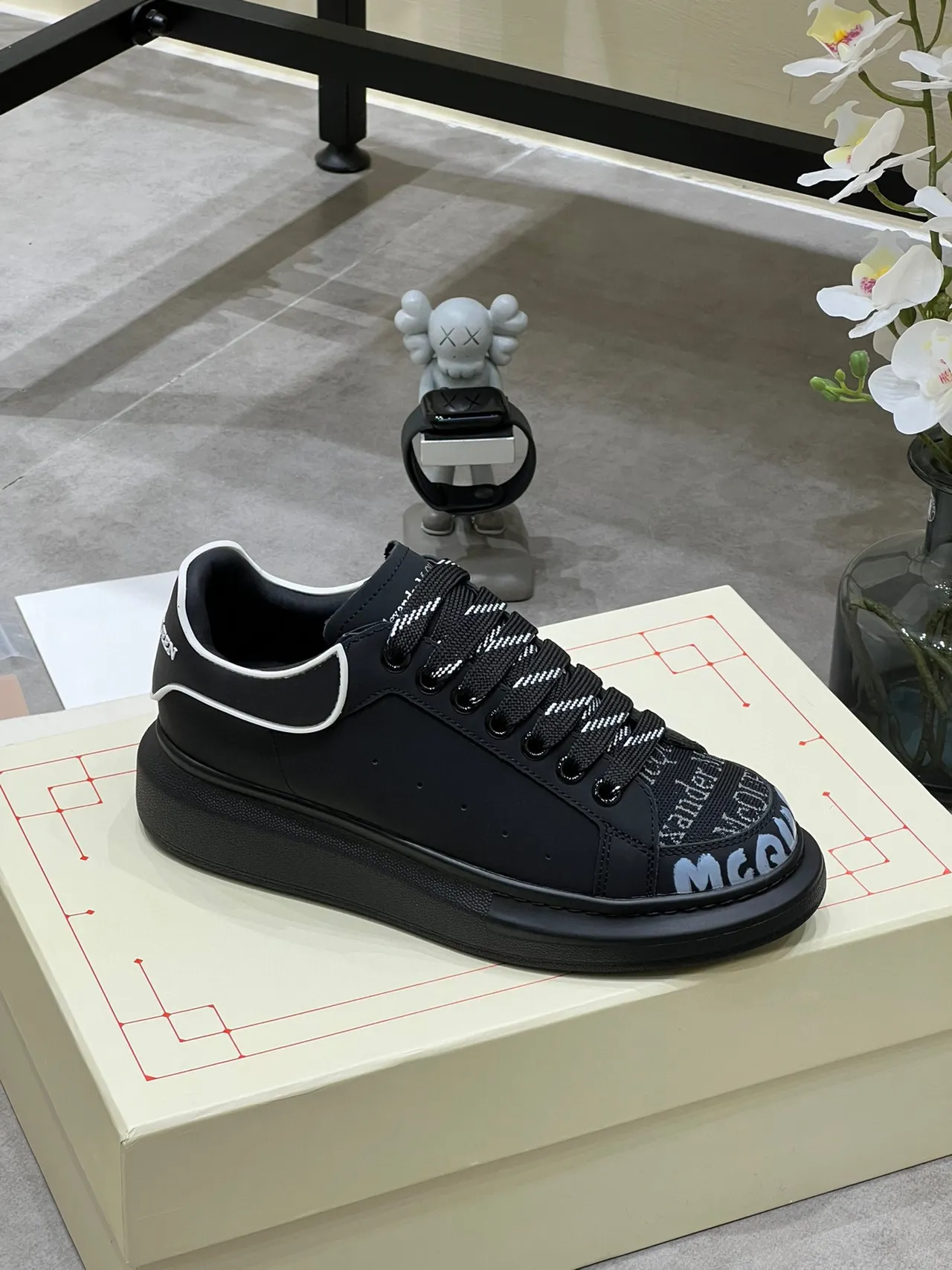 Alexander McQueen Oversized Sneaker Black White Platform Sole Contrast Piping Lifestyle Sneakers 5