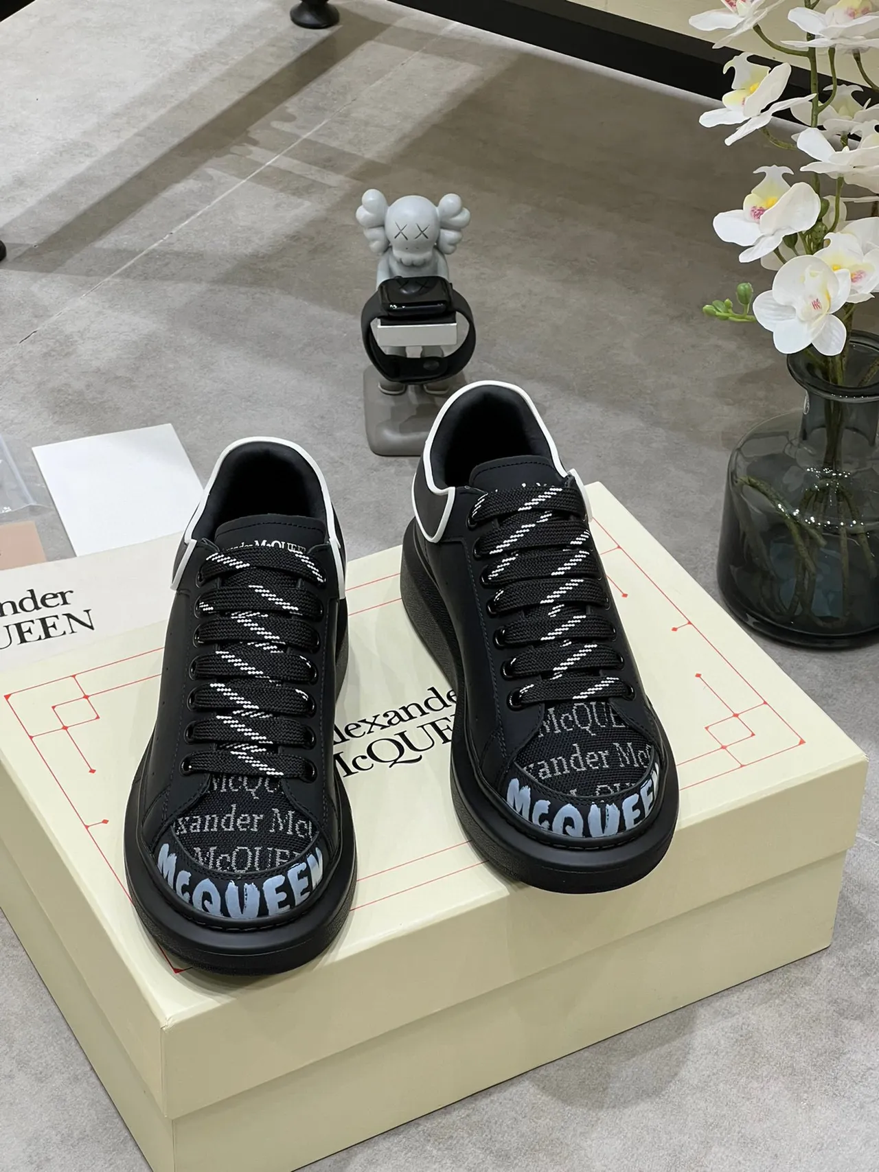Alexander McQueen Oversized Sneaker Black White Platform Sole Contrast Piping Lifestyle Sneakers 8