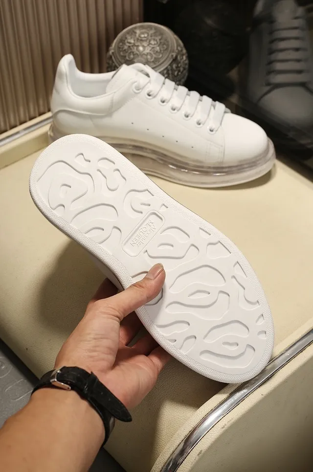 Alexander McQueen Oversized Sneaker White and Black Lifestyle Sneakers 5