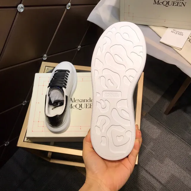 Alexander McQueen Oversized Sneaker White Black Platform Leather Lifestyle Sneakers 4