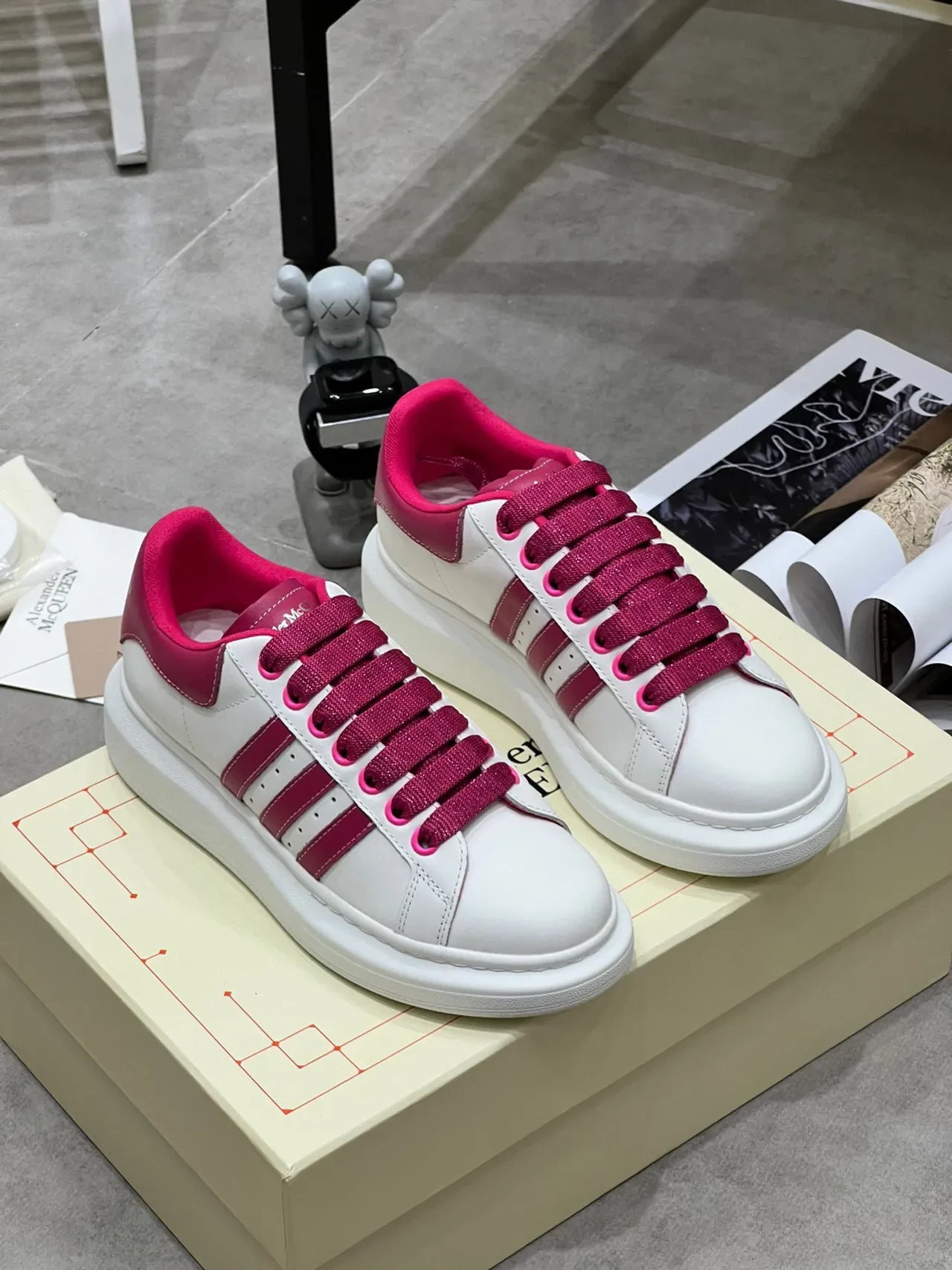 Alexander McQueen Oversized Sneaker White Magenta Lifestyle Sneakers 2