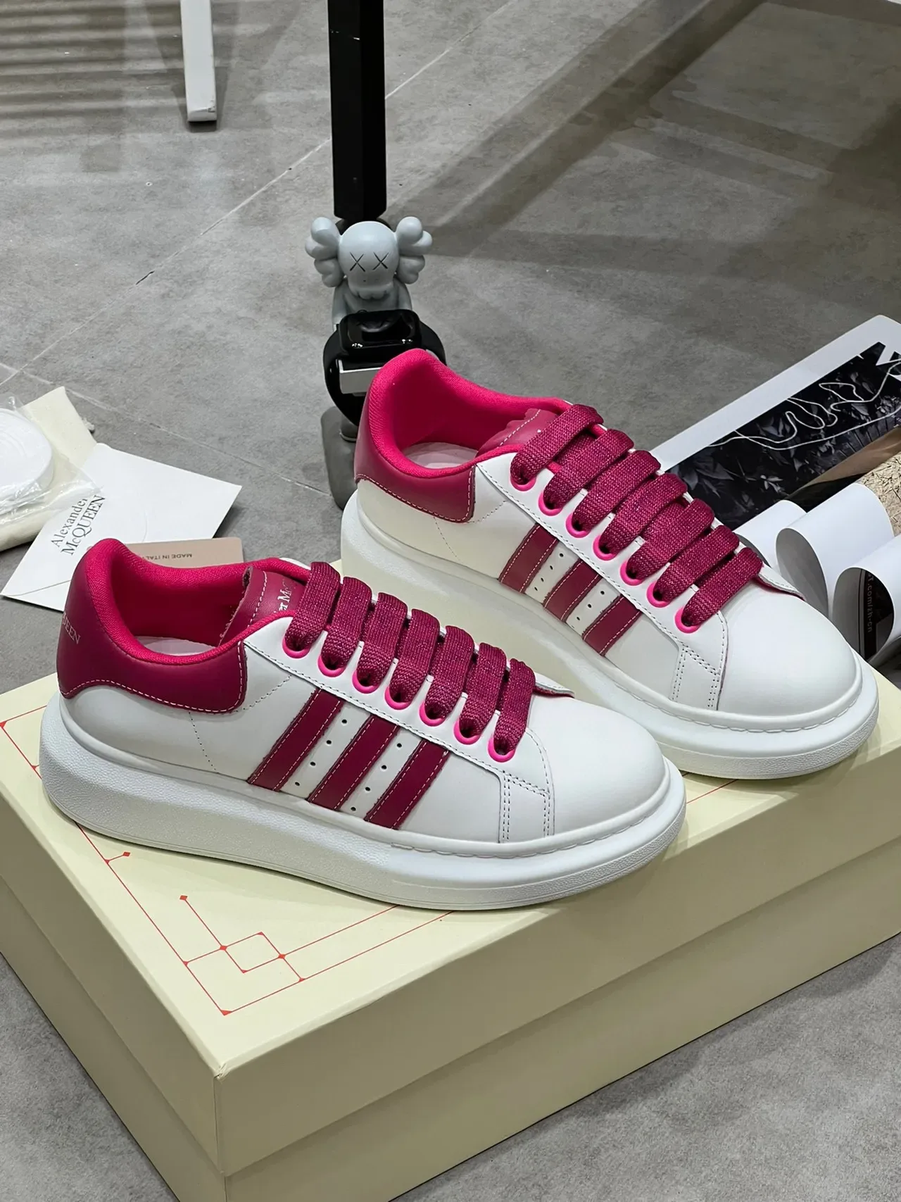 Alexander McQueen Oversized Sneaker White Magenta Lifestyle Sneakers 7