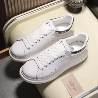 Alexander McQueen Oversized Sneaker 白色银底光面皮革休闲运动鞋