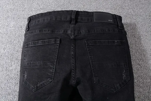 Amiri Calça Jeans Preta Slim-Fit com Desgaste 5