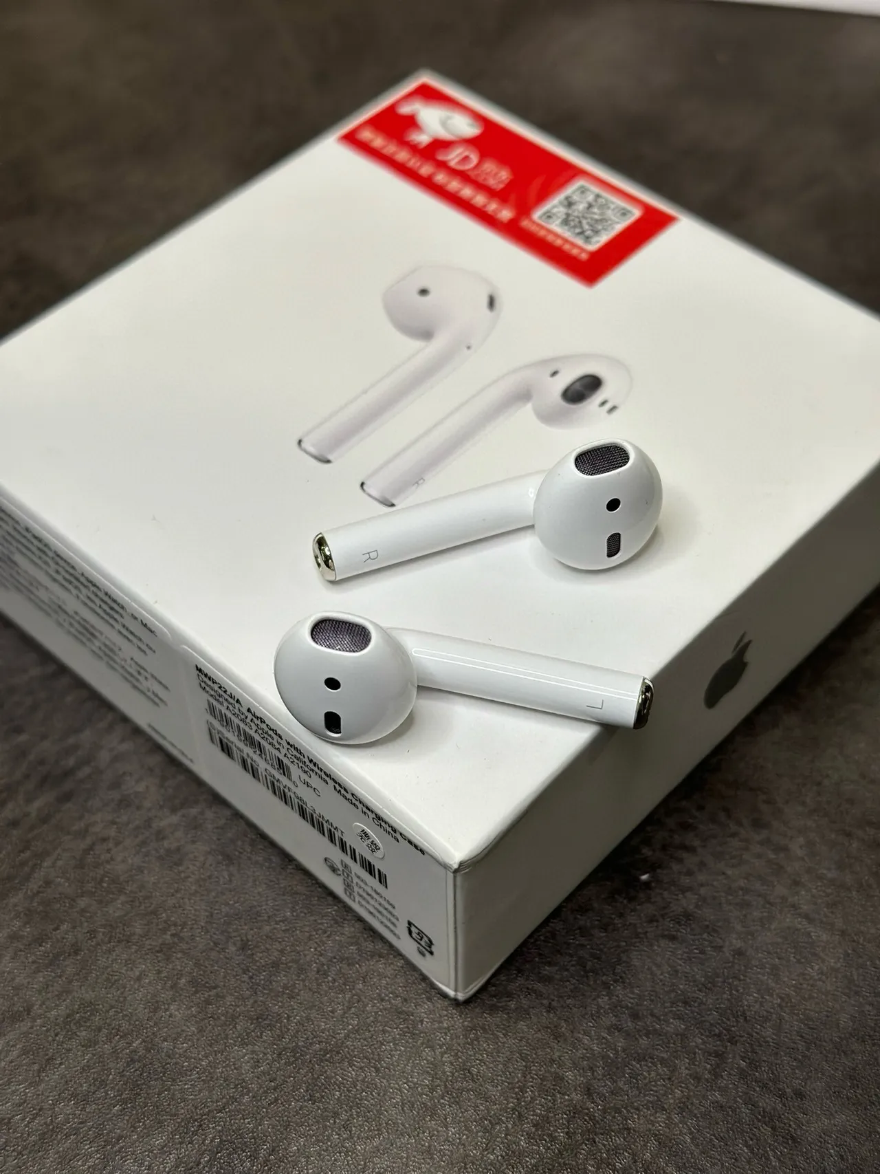 Apple AirPods सफेद स्टेम-स्टाइल चमकदार TWS ईयरबड्स 2