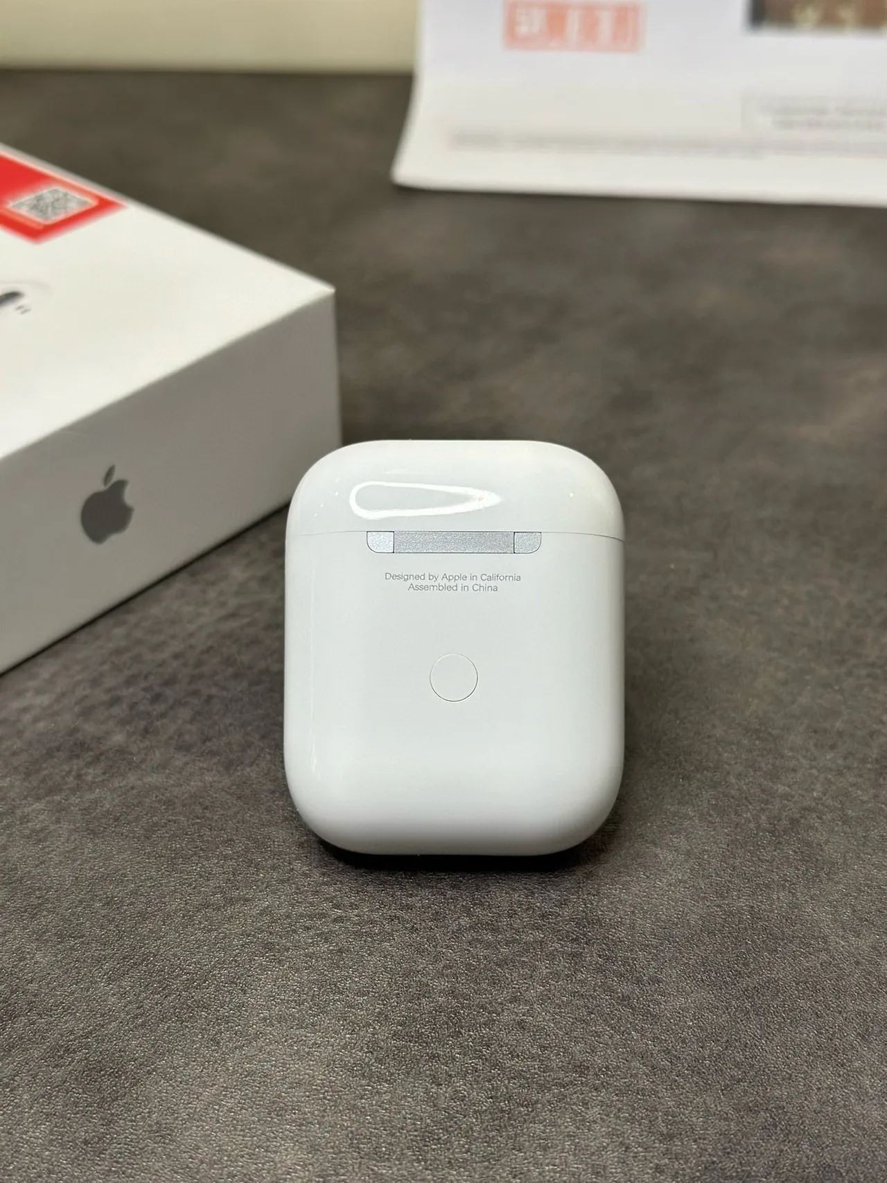 Apple AirPods सफेद स्टेम-स्टाइल चमकदार TWS ईयरबड्स 6