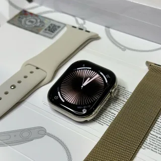 Apple Silver Beige Stainless Steel Case Flat-Edged Rectangular Display Sports Watch