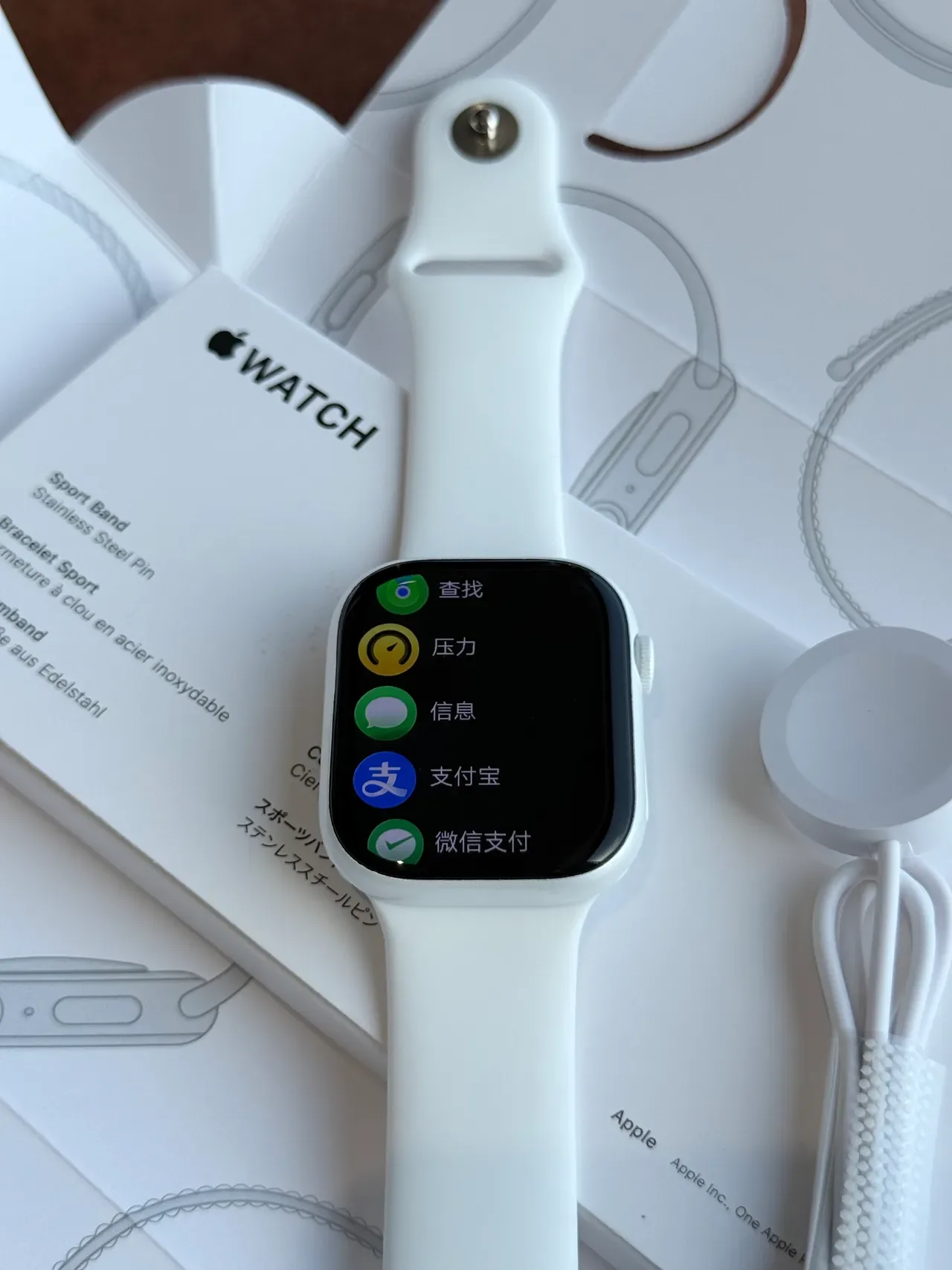 Apple White Black Square-Faced Silicone Band Sports Watch 4