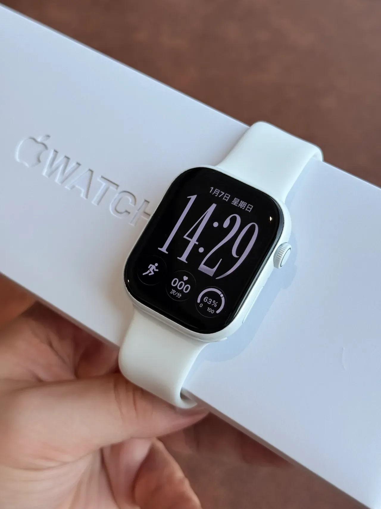 Apple White Black Square-Faced Silicone Band Sports Watch 7
