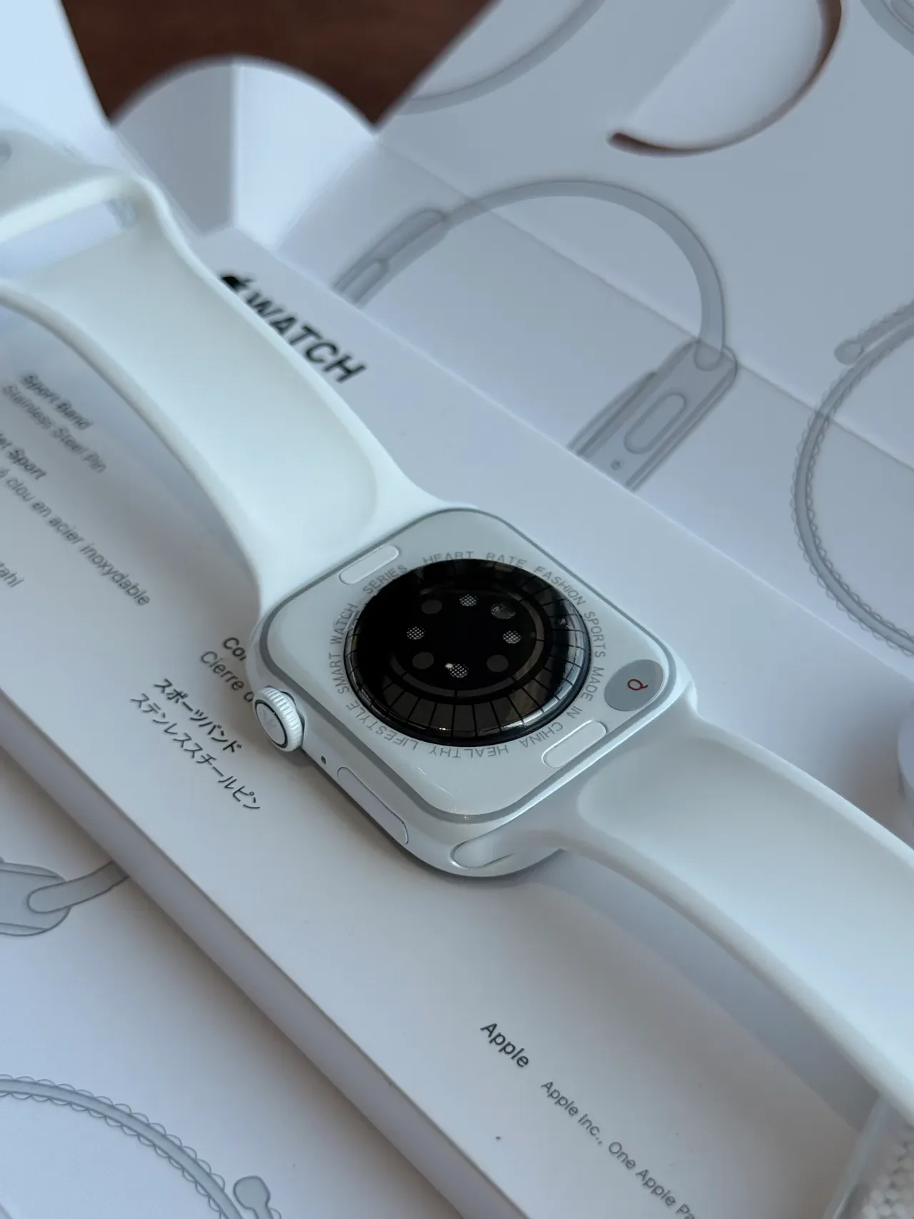 Apple White Black Square-Faced Silicone Band Sports Watch 8