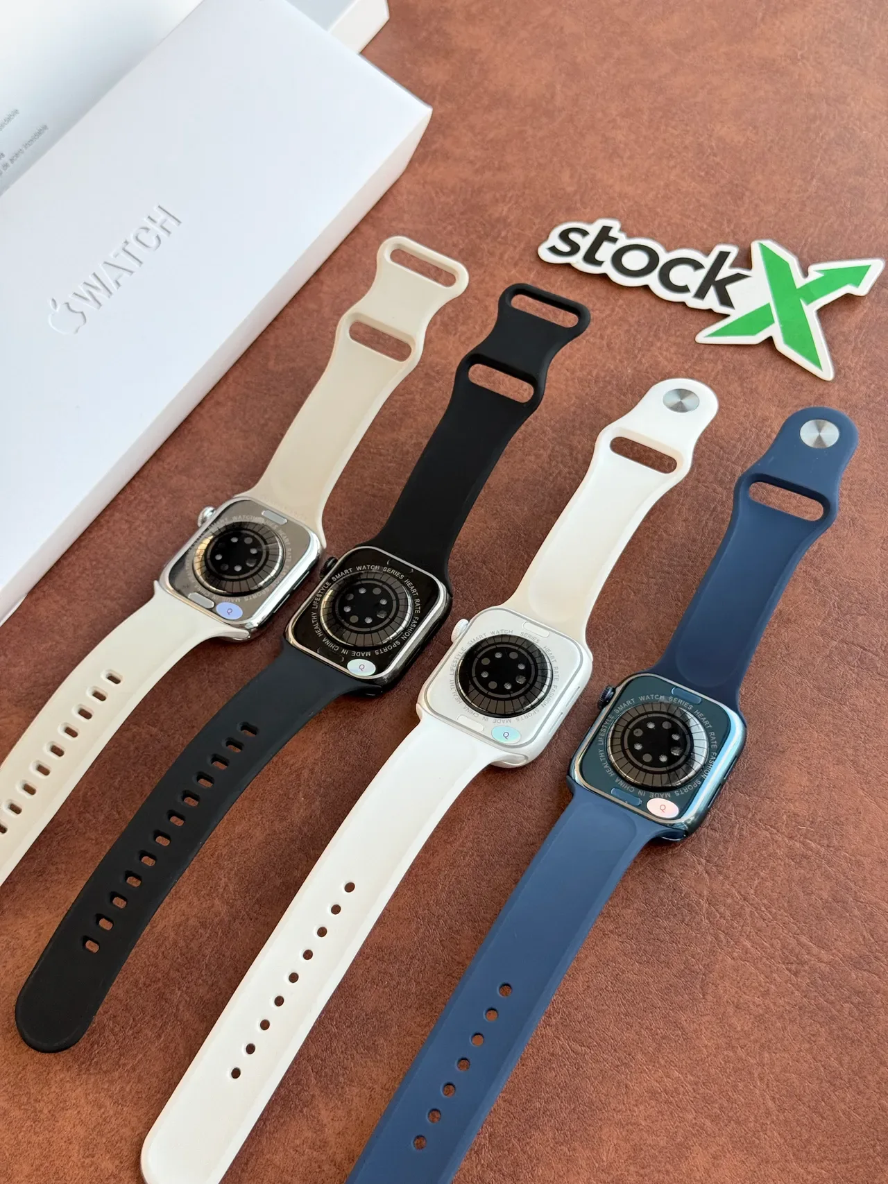Apple White Black Square-Faced Silicone Band Sports Watch 17