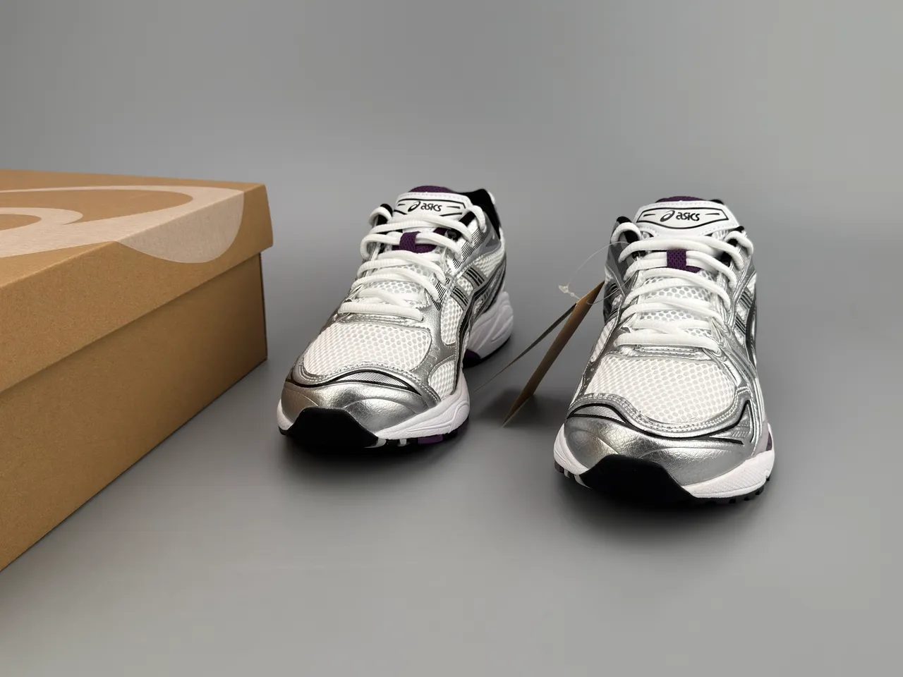ASICS Gel-Kayano 银白紫色跑鞋 2