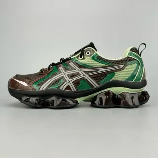 ASICS 绿棕色 网布和合成覆盖 半透明 GEL 缓震颗粒 跑鞋