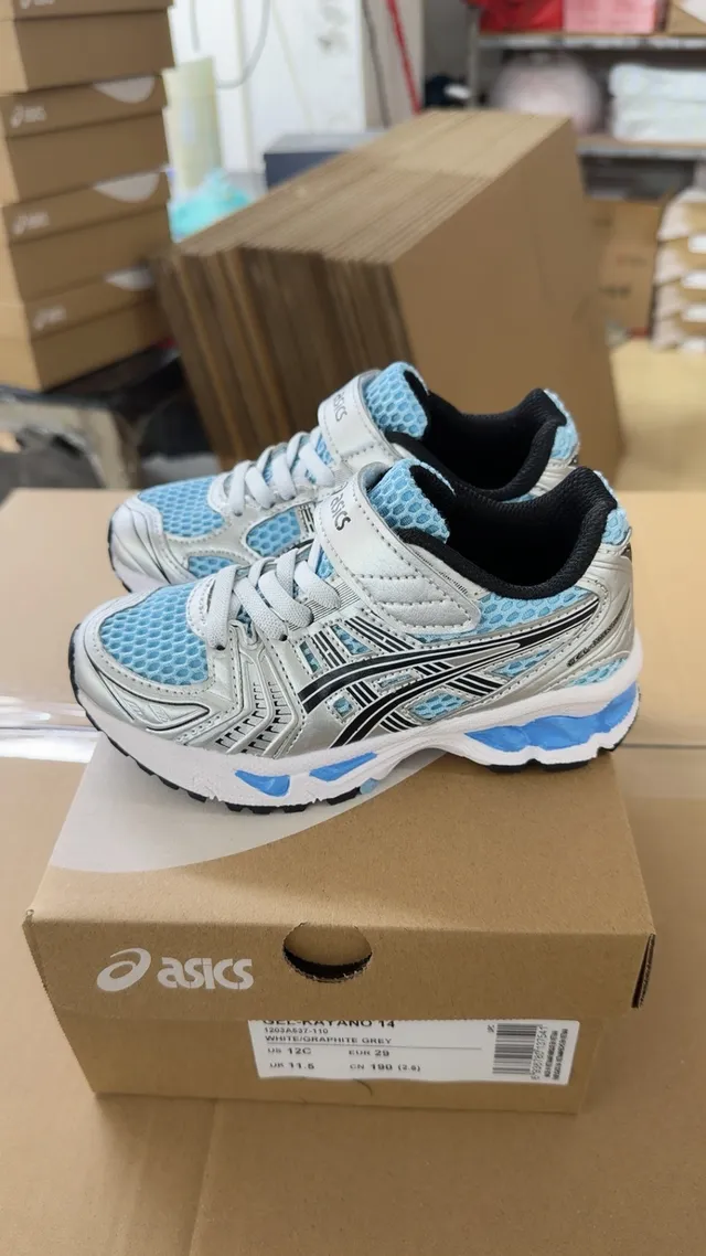 ASICS Pink Silver Mesh Upper Synthetic Overlays Running Shoes 8