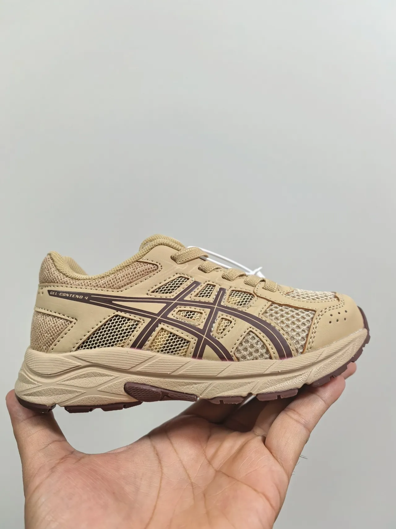 ASICS 白黑 网布鞋面 合成覆盖 跑鞋 24