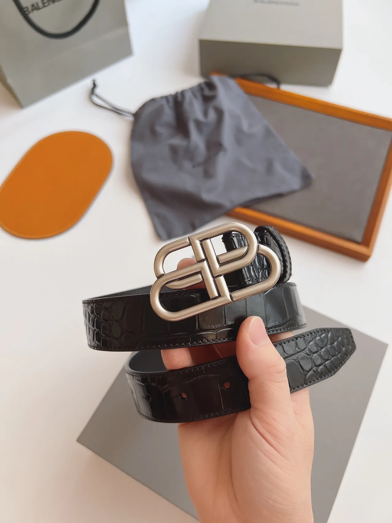 Balenciaga BB Belt কালো কুমিরের এমবসড চামড়ার বেল্ট 2
