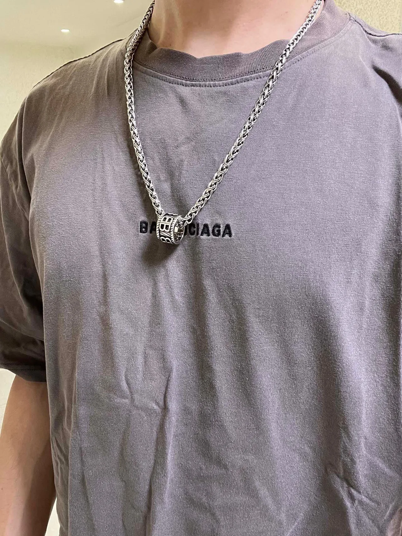Balenciaga BB Pendentif Chaîne de Blé Tressée Collier 9