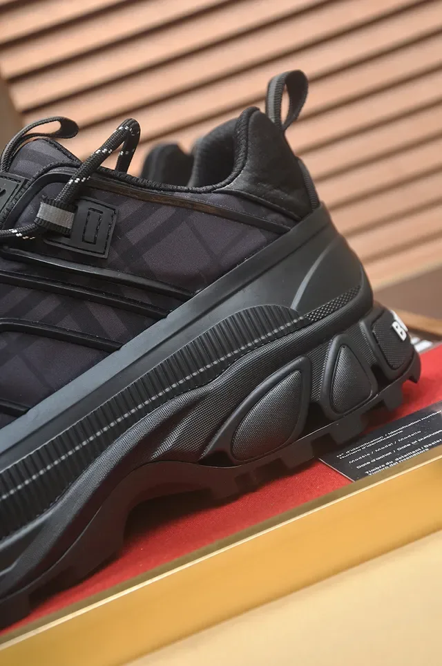 Balenciaga Black Monochrome Sculpted Multi-Layer Sole Chunky Sneakers 2