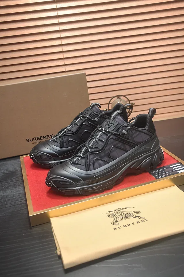 Balenciaga Black Monochrome Sculpted Multi-Layer Sole Chunky Sneakers 4