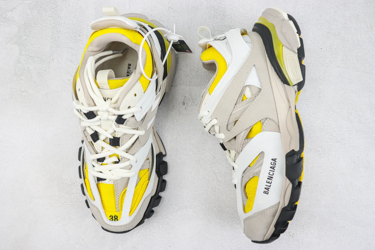 Balenciaga Defender Beige Yellow Chunky Sneakers 3