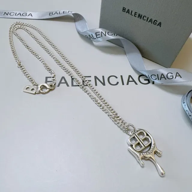 Balenciaga Dripping BB Logo 银色链条项链 7