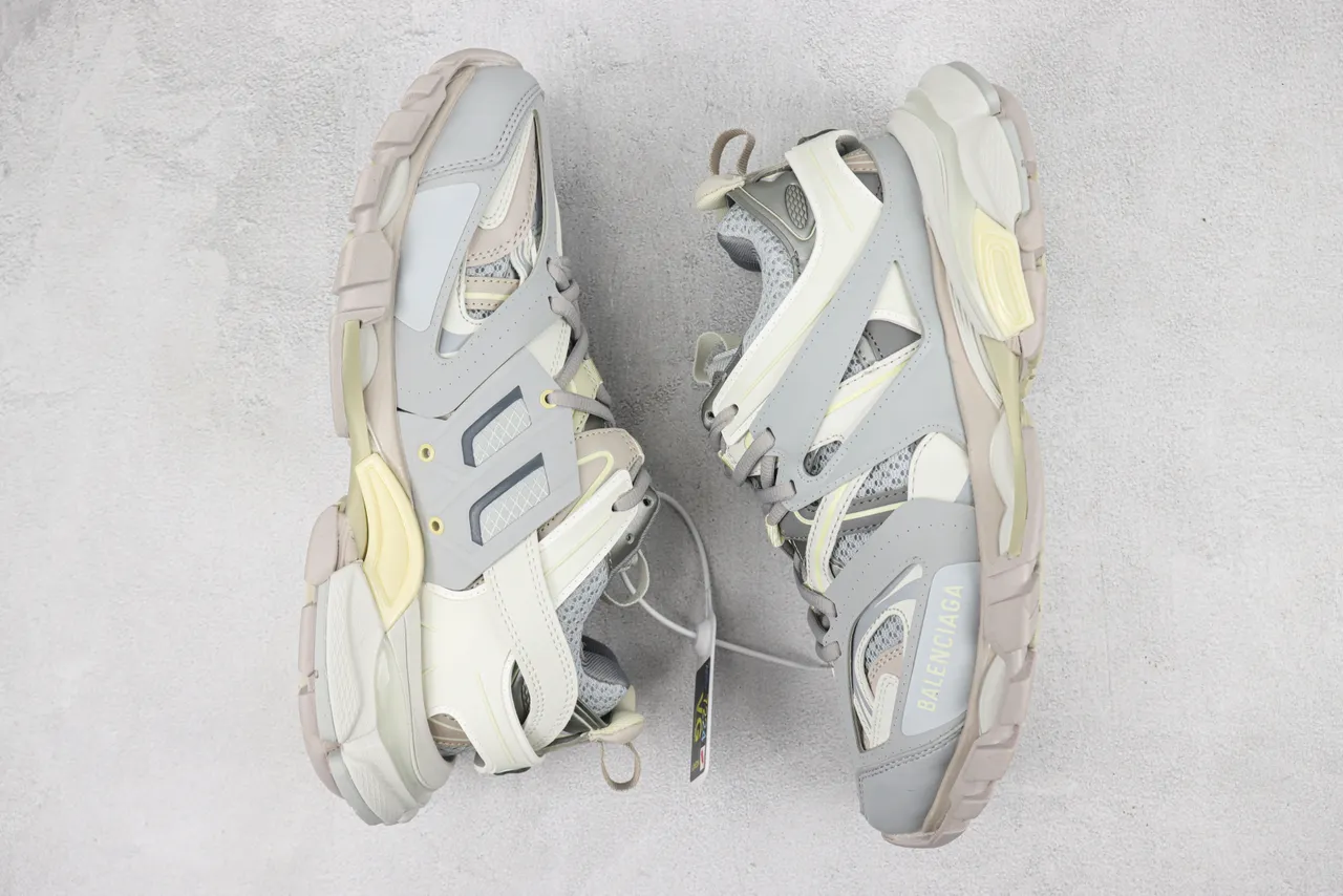 Balenciaga رمادي بيج Oversized Cage-Overlay Chunky Sneakers 2