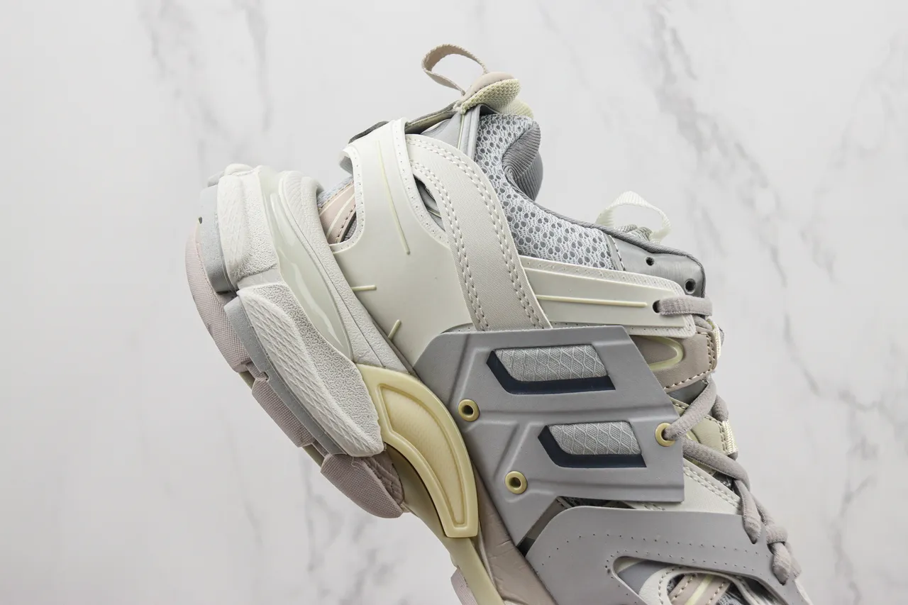 Balenciaga رمادي بيج Oversized Cage-Overlay Chunky Sneakers 5