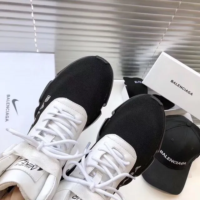 Balenciaga Runner Black and White baskets à semelle épaisse 2