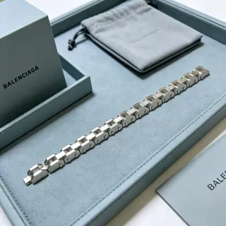 Balenciaga Pulseira Cinza Prateado Geométrica Elos Facetados Construção Rebitada