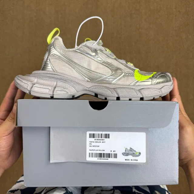 Balenciaga Speed 3.0 银色和霓虹黄厚底运动鞋 3