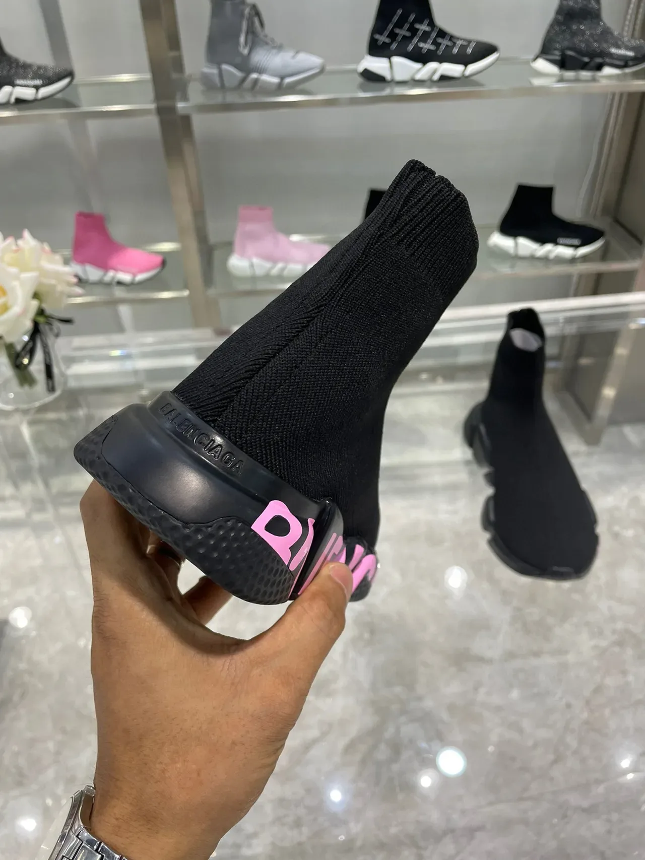 Balenciaga Speed Trainer أسود وردي جزء أعلى من النسيج المريح للقدمين الحذاء المطاطي المصمم تنس الستايل الحياة 2