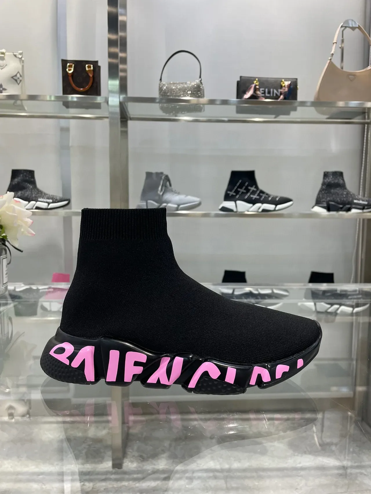 Balenciaga Speed Trainer أسود وردي جزء أعلى من النسيج المريح للقدمين الحذاء المطاطي المصمم تنس الستايل الحياة 5