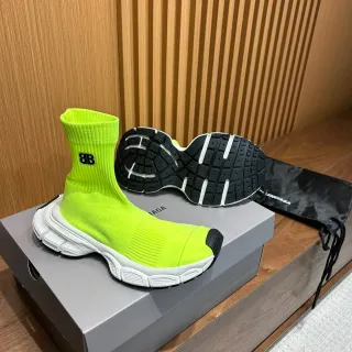 Balenciaga Speed Trainer Fluorescent Lime Green Sock-Fit Lifestyle Sneakers