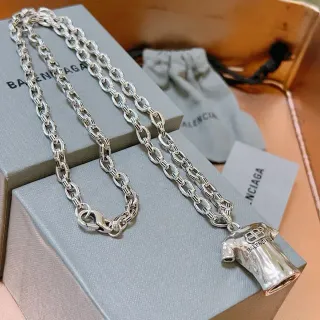 Balenciaga T恤 银色 粗链条坠吊项链