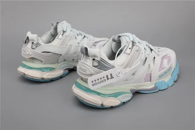 Balenciaga Track tênis branco azul claro lavanda chunky tênis 3