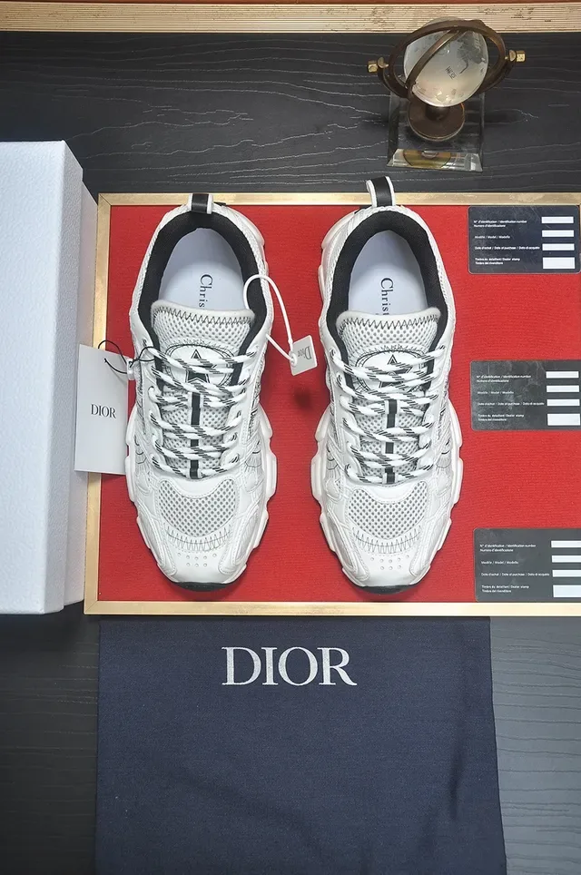 Balenciaga Track Trainer White and Black Chunky Sneakers 5