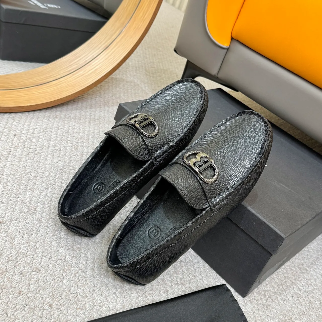 Balmain B-Court Mocasines de Cuero Negro Granulado 8
