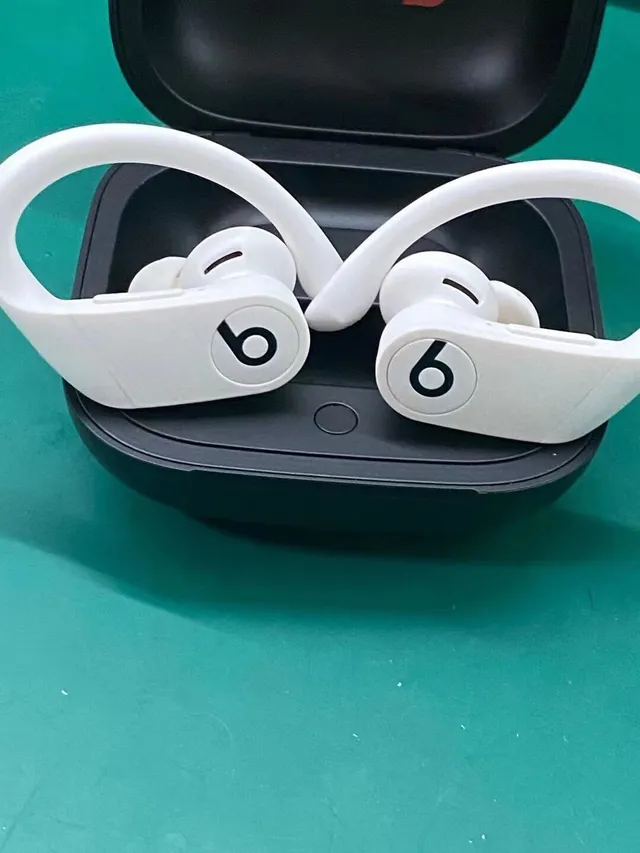 Beats Powerbeats Pro वायरलेस स्पोर्ट्स ईयरफोन्स 16