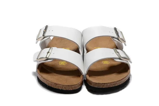 Birkenstock Arizona Sandálias Casuais Brancas de Duas Tiras 5