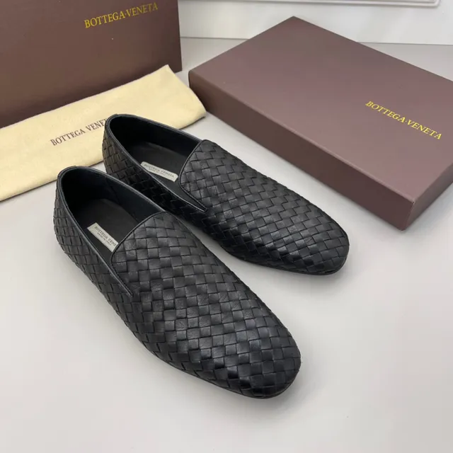 Bottega Veneta Andiamo Intrecciato جلد منسوج أسود مكاسين 6