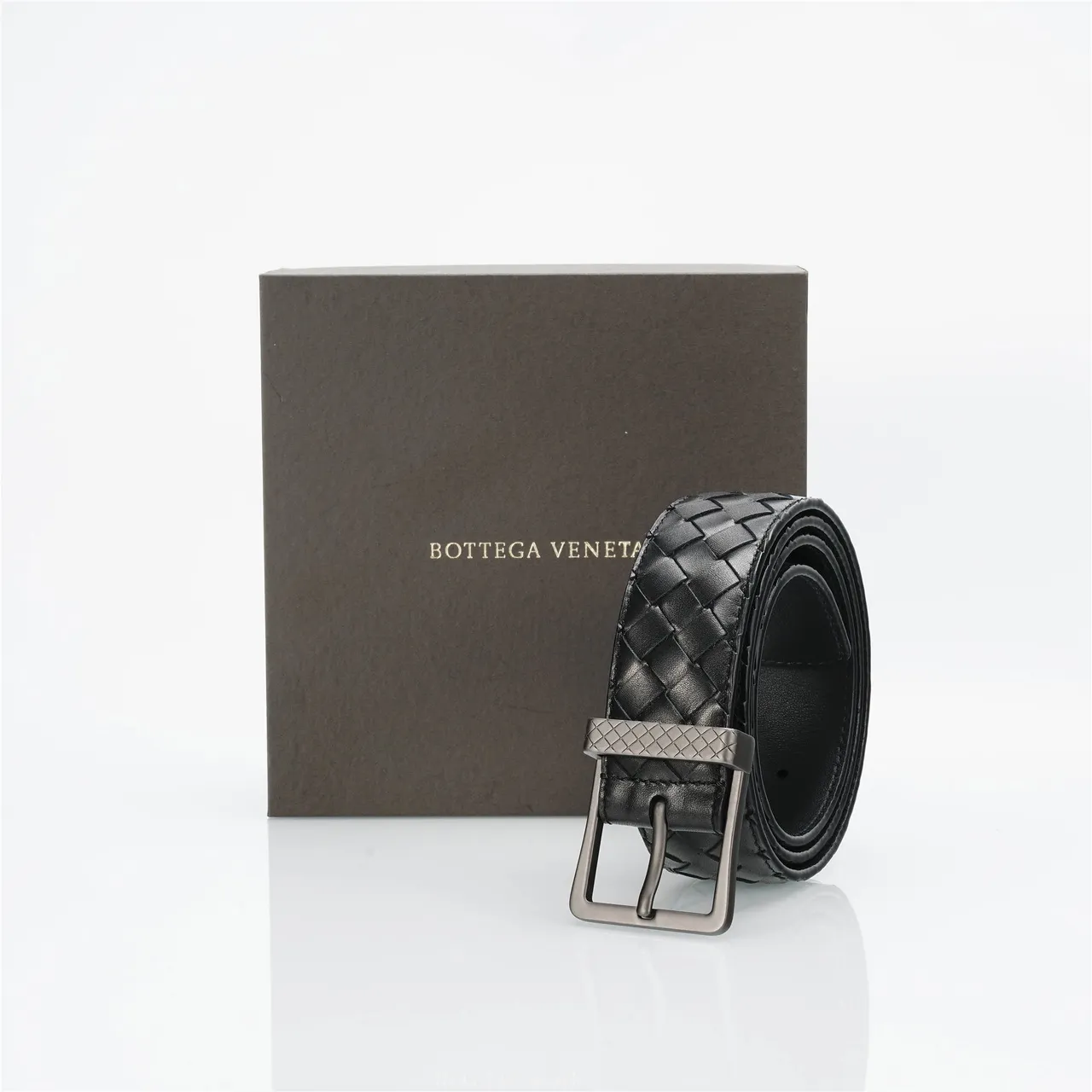 Bottega Veneta Cassette Intrecciato Correa de cuero negro 6