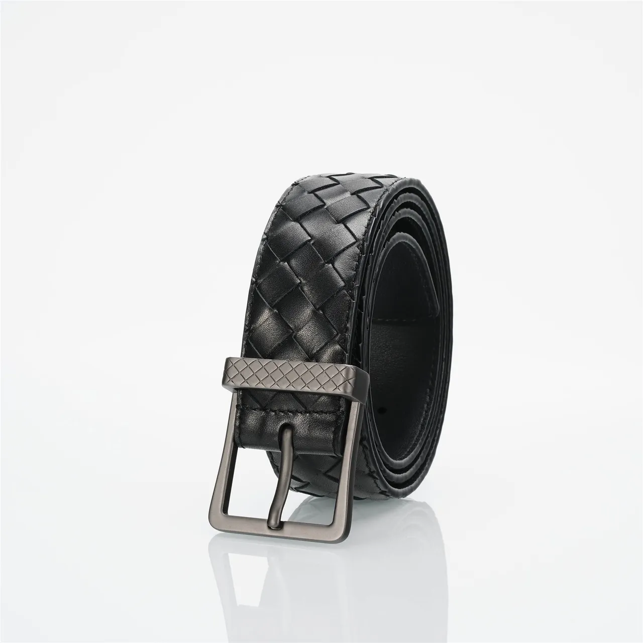 Bottega Veneta Cassette Intrecciato Correa de cuero negro 7