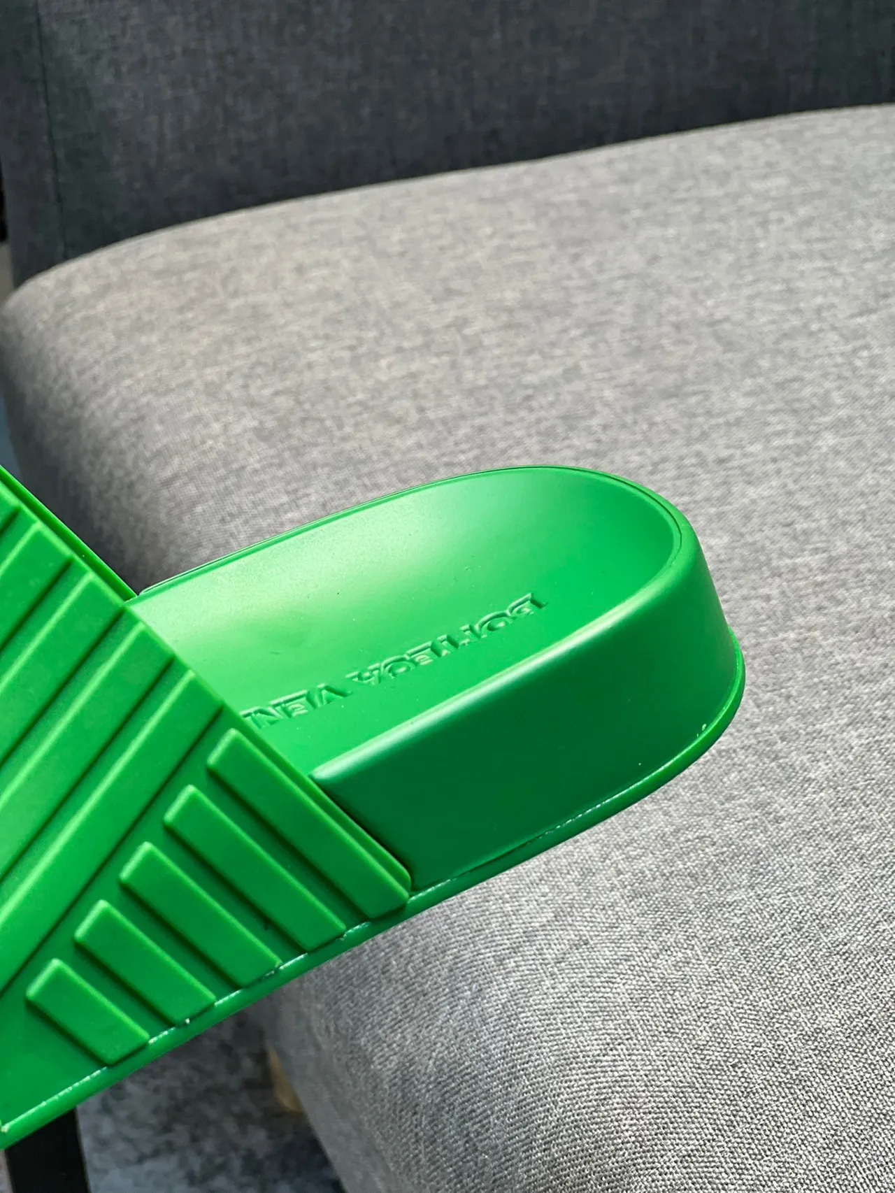 Bottega Veneta Cassette Slide Green Molded Rubber Slipper 8