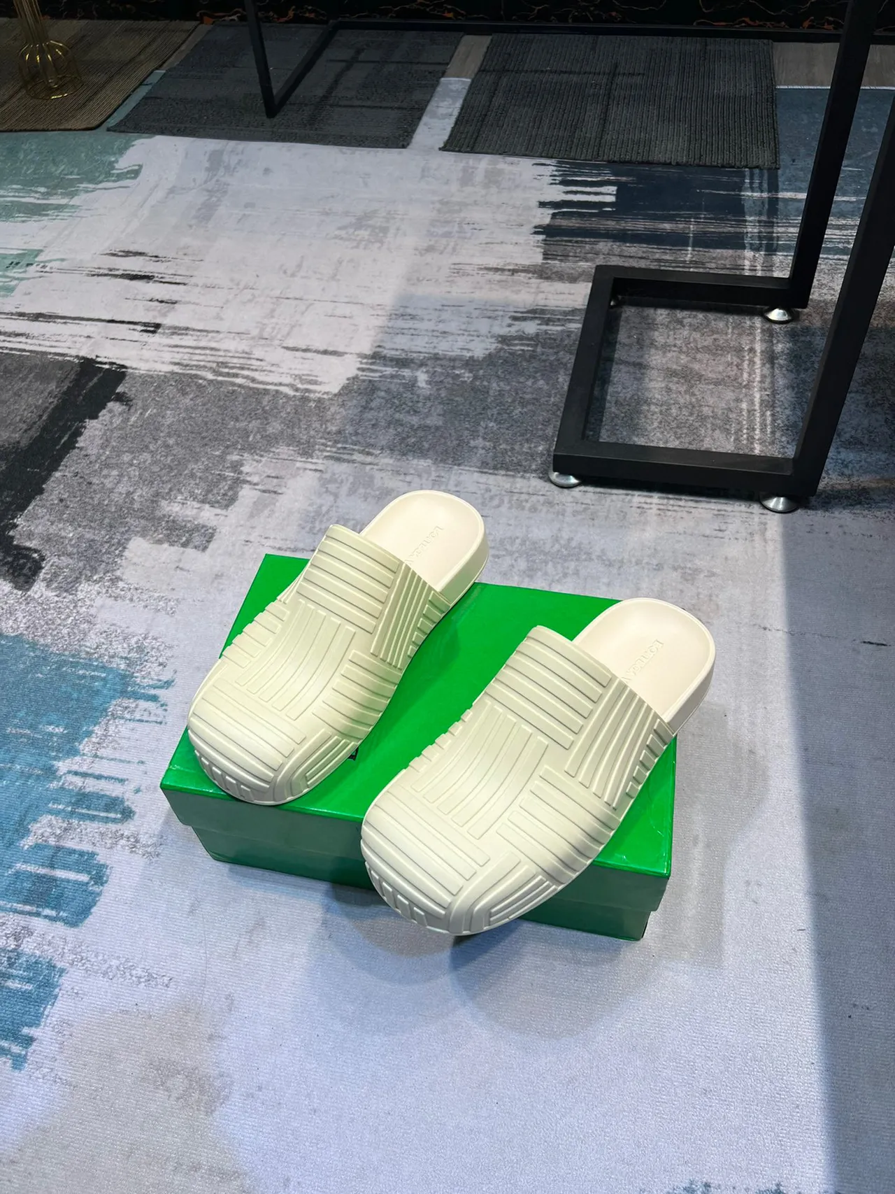 Bottega Veneta Cassette Slide হালকা লাইম-সবুজ স্লিপার 5