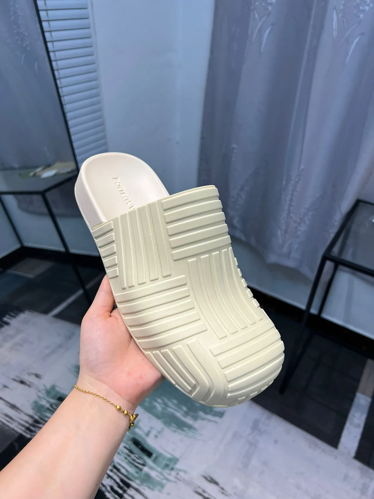 Bottega Veneta Cassette Slide হালকা লাইম-সবুজ স্লিপার 6