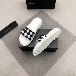 Bottega Veneta Cassette Slide সাদা কালো চেকারবোর্ড স্ট্র্যাপ মোটা প্ল্যাটফর্ম সোল স্লিপার